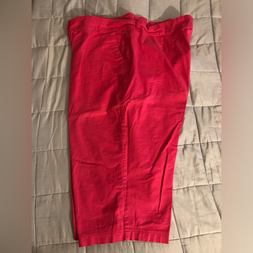 Bermuda shorts - used Terracotta color.